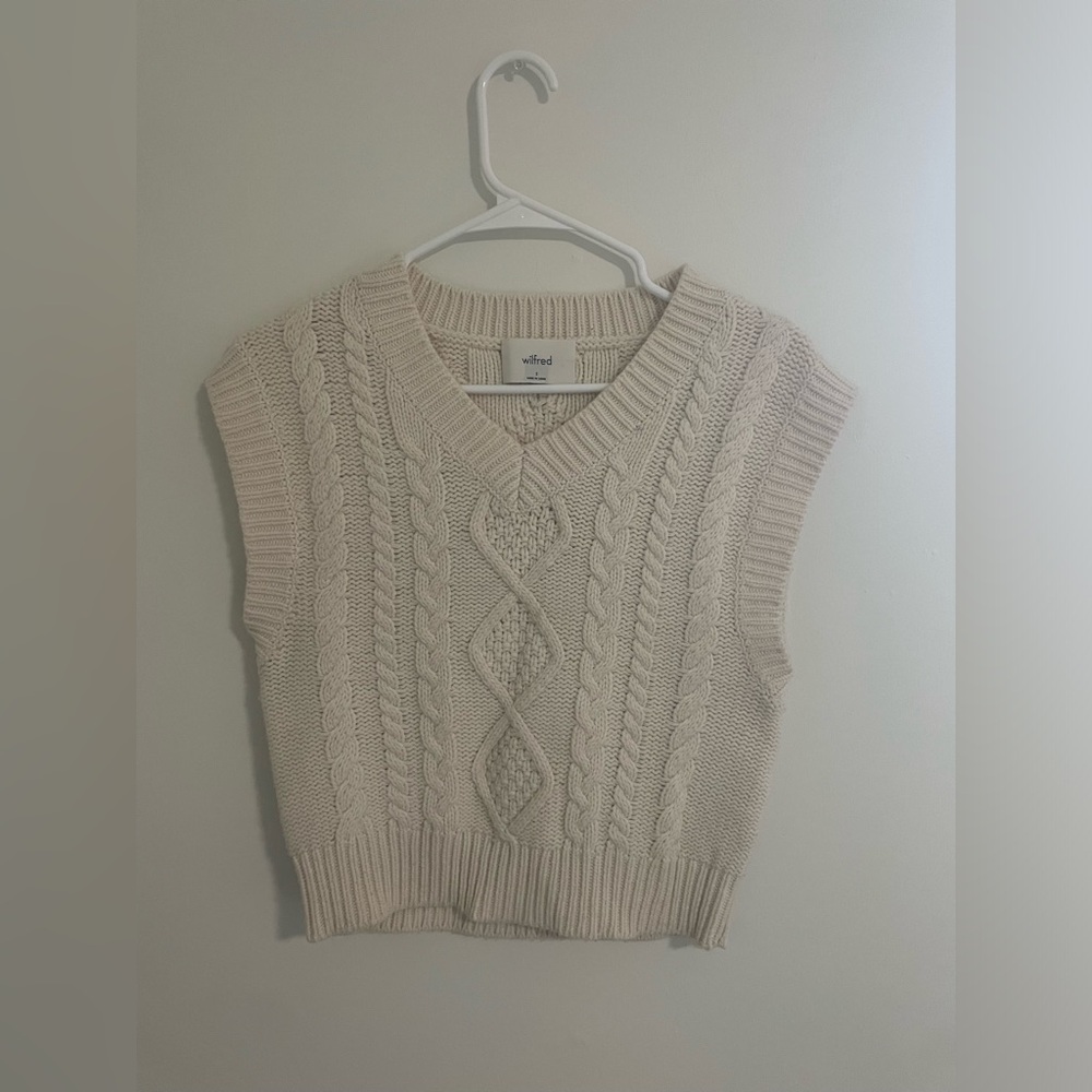 Aritzia Sweater vest